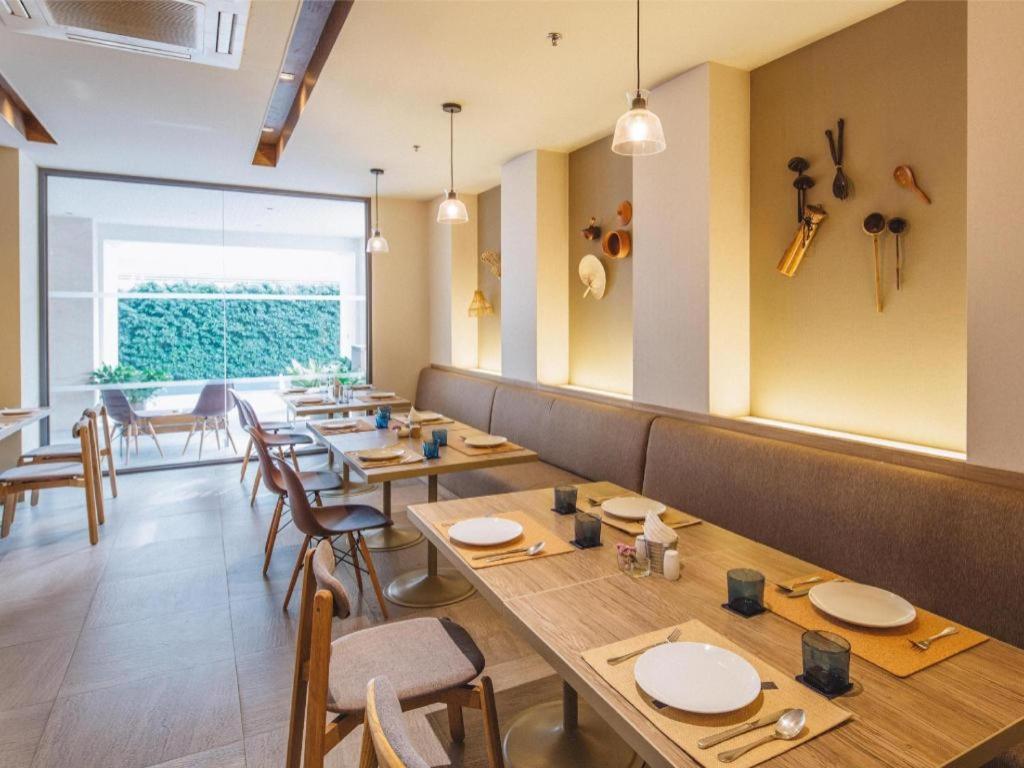 Clef Hotel Банкок Екстериор снимка