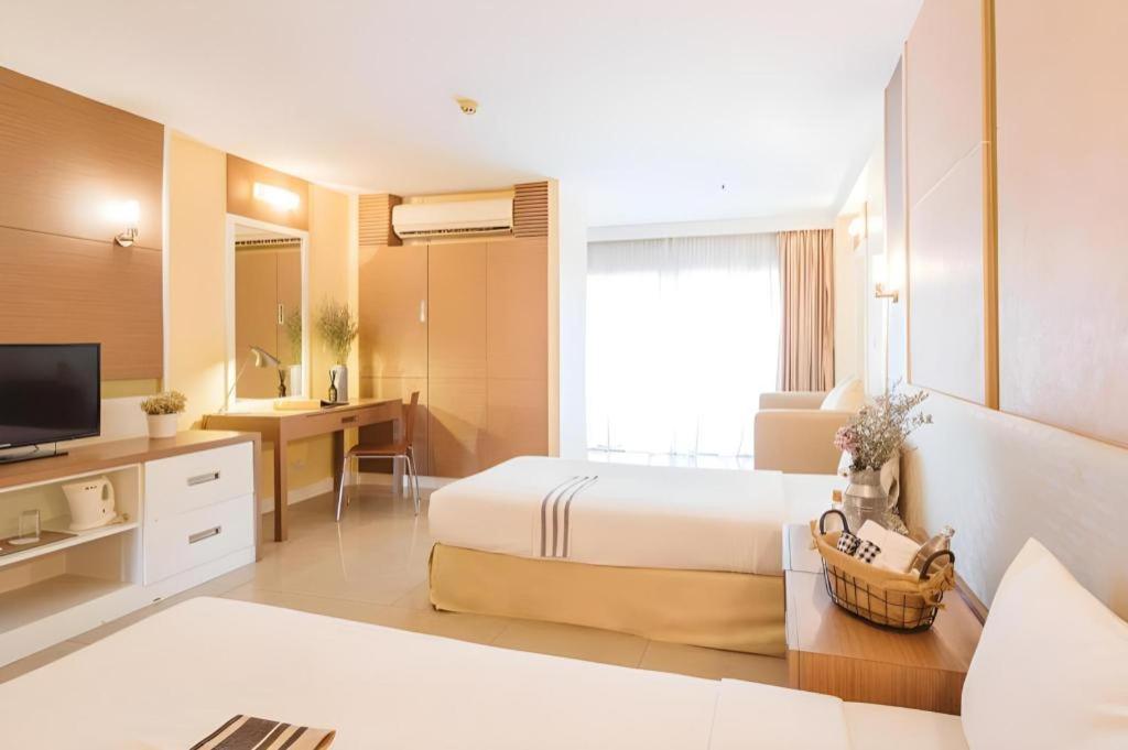 Clef Hotel Банкок Екстериор снимка